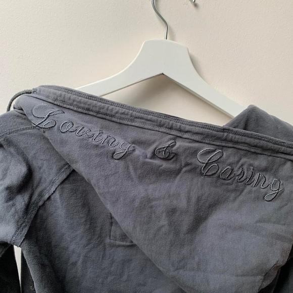 Tight Low Neck Grey Hoodie with Embroidery - Picture 7 of 7